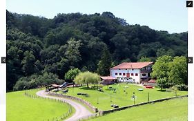 Casa Rural Iratxeko-berea